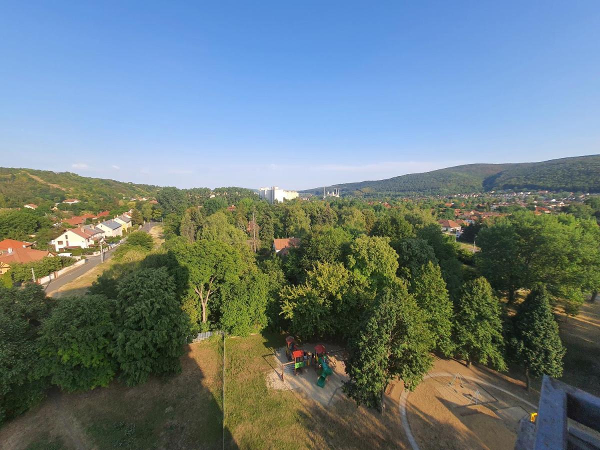 Hegyalja Apartman Miskolc Exteriör bild